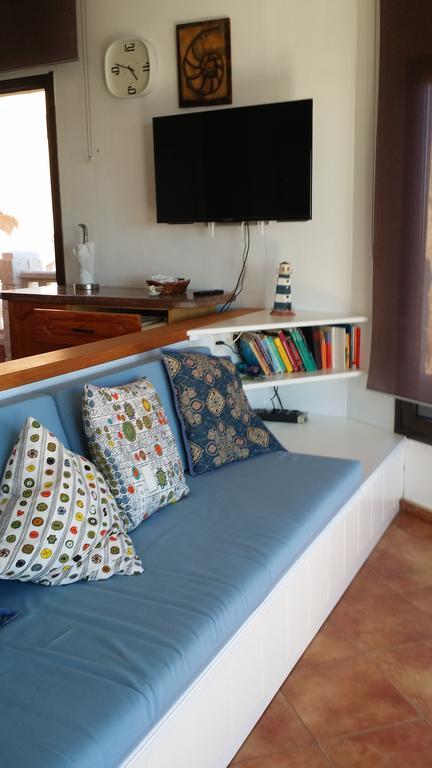 Vivienda Vacacional La Roca La Restinga Εξωτερικό φωτογραφία